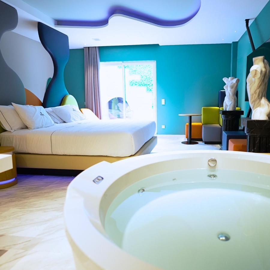 Motel para Casais Avenue - Lovely Madri